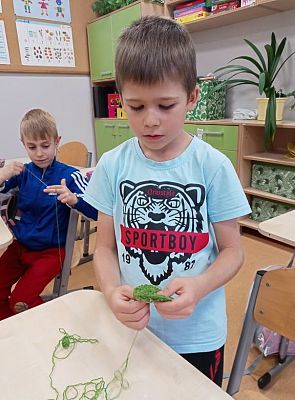 Grafika #10: Pompony w wykonaniu klasy 1 i 2.