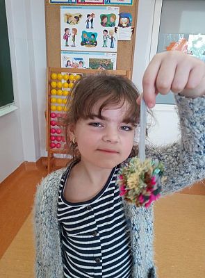 Grafika #11: Pompony w wykonaniu klasy 1 i 2.