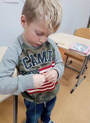 Grafika #7: Pompony w wykonaniu klasy 1 i 2.