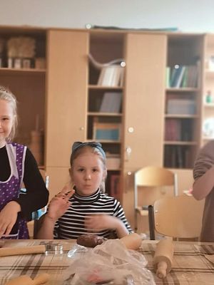 Grafika #2: Pieczemy pierniki - klasa 3 i 4.