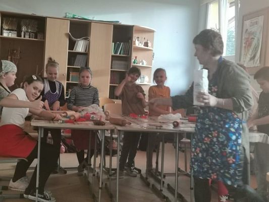 Grafika #5: Pieczemy pierniki - klasa 3 i 4.