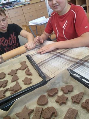 Grafika #7: Pieczemy pierniki - klasa 5 i 6.