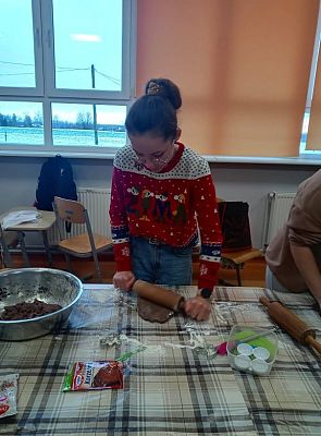 Grafika #2: Pieczemy pierniki - klasa 8.