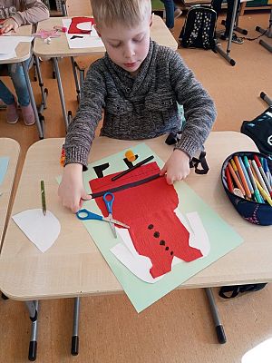 Grafika #9: Strój kaszubski - klasa 1 i 2.