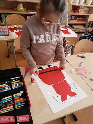 Grafika #3: Strój kaszubski - klasa 1 i 2.