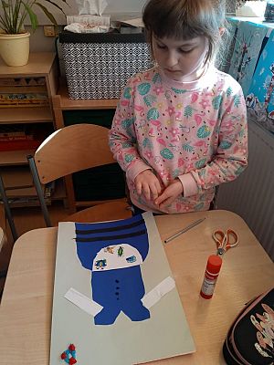 Grafika #11: Strój kaszubski - klasa 1 i 2.