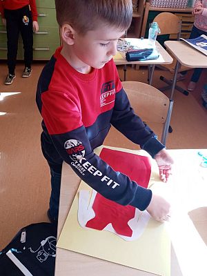 Grafika #1: Strój kaszubski - klasa 1 i 2.