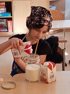 Grafika #19: Swojskie masło - klasa 3 i 4.