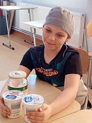 Grafika #1: Swojskie masło - klasa 3 i 4.