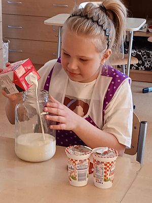 Grafika #4: Swojskie masło - klasa 3 i 4.