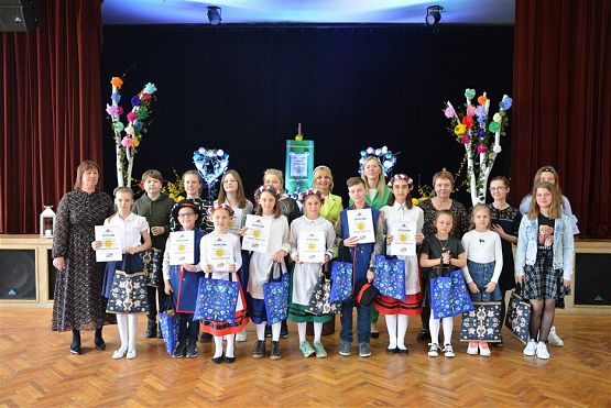 Grafika #10: 51 Konkurs Recytatorski Literatury Kaszubskiej "Rodnô Mòwa"