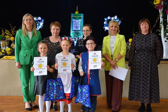 Grafika #9: 51 Konkurs Recytatorski Literatury Kaszubskiej "Rodnô Mòwa"