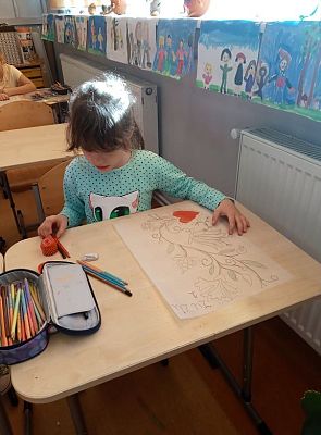 Grafika #0: Klasa 1 i 2 - praca z papierem permanentnym.