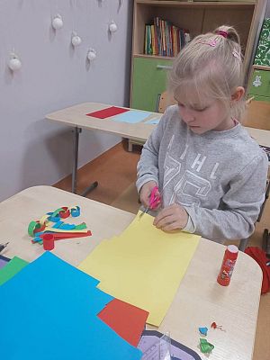 Grafika #8: Jak dawniej robiono łańcuchy z papieru.