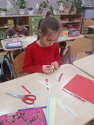 Grafika #10: Jak dawniej robiono łańcuchy z papieru.