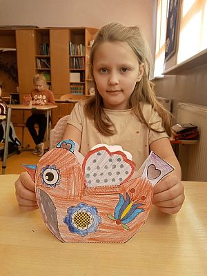 Grafika #10: Papierowy ptak w wykonaniu klasy 2 i 3.