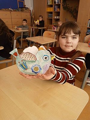 Grafika #14: Papierowy ptak w wykonaniu klasy 2 i 3.