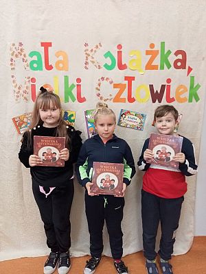 Grafika #4: "Mała książka, wielki człowiek"- kl. 1