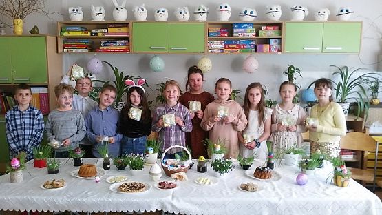 Grafika #1: Wielkanocne zwyczaje.