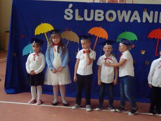 Grafika #0: Ślubowanie klasy I