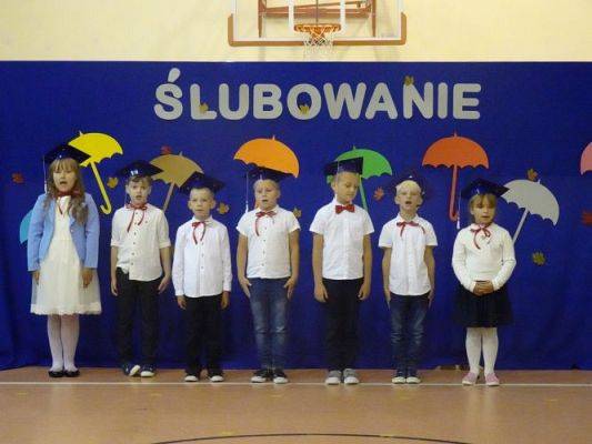 Grafika #46: Ślubowanie klasy I