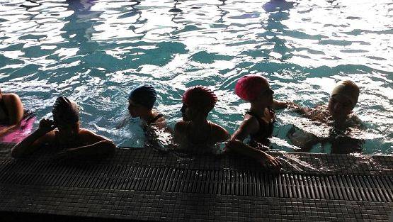 Grafika #8: " Umiem pływać "