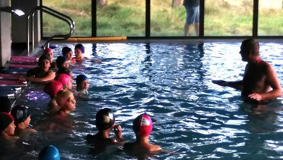 Grafika #10: " Umiem pływać "