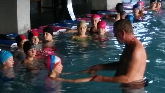 Grafika #12: " Umiem pływać "