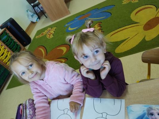 Grafika #0: Wrzesień w przedszkolu