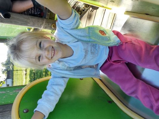 Grafika #8: Wrzesień w przedszkolu