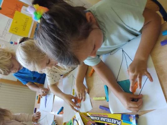 Grafika #21: Wrzesień w przedszkolu