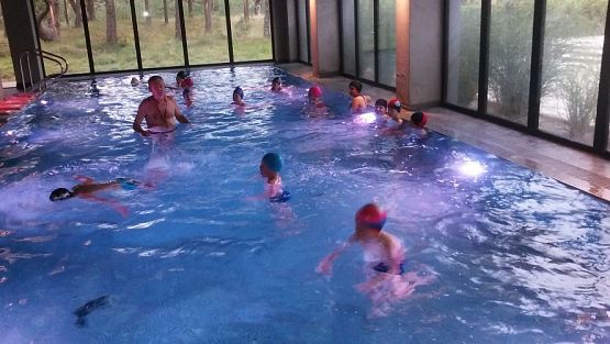 Grafika #2: " Umiem pływać " klasa III