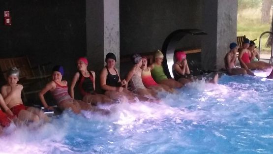 Grafika #4: " Umiem pływać " klasa III