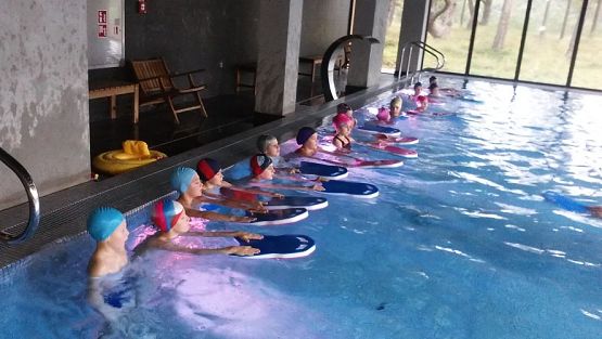 Grafika #5: " Umiem pływać " klasa III