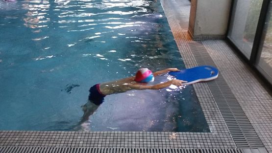 Grafika #6: " Umiem pływać " klasa III