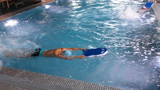 Grafika #7: " Umiem pływać " klasa III