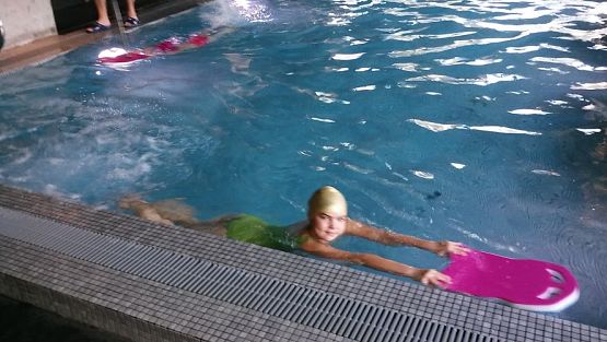 Grafika #11: " Umiem pływać " klasa III