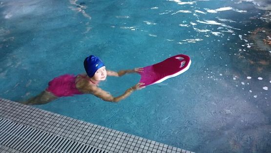 Grafika #13: " Umiem pływać " klasa III