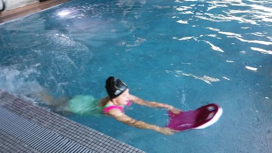 Grafika #19: " Umiem pływać " klasa III