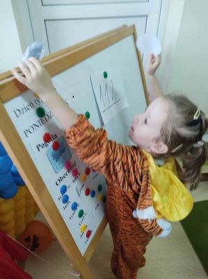 Grafika #12: Dzień postaci z bajek