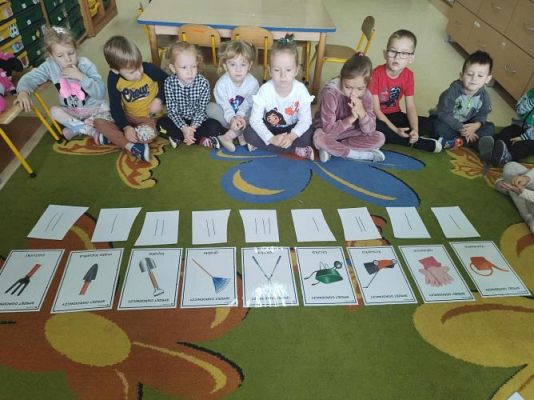 Grafika #8: Październik w oddziale przedszkolnym