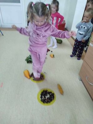 Grafika #9: Październik w oddziale przedszkolnym