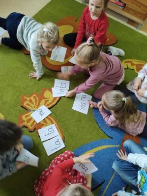 Grafika #13: Październik w oddziale przedszkolnym