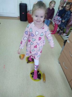 Grafika #44: Październik w oddziale przedszkolnym