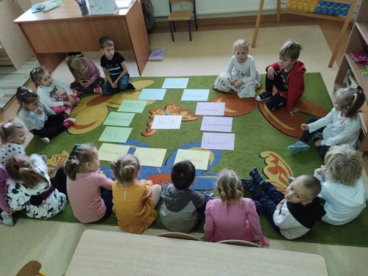 Grafika #66: Październik w oddziale przedszkolnym