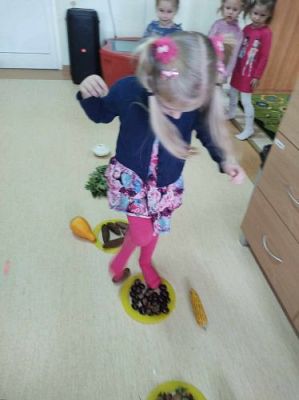 Grafika #79: Październik w oddziale przedszkolnym