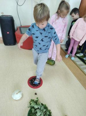 Grafika #82: Październik w oddziale przedszkolnym