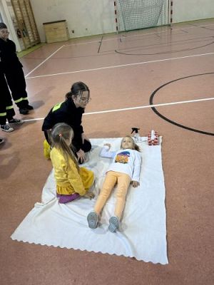 Grafika #5: Projekt "30 na 2" - wizyta Druhów z MDP OSP Wicko