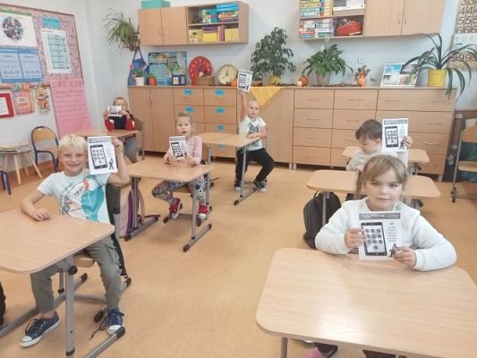 Grafika #7: Akademia Bezpiecznego Puchatka. Edycja I- kl. I