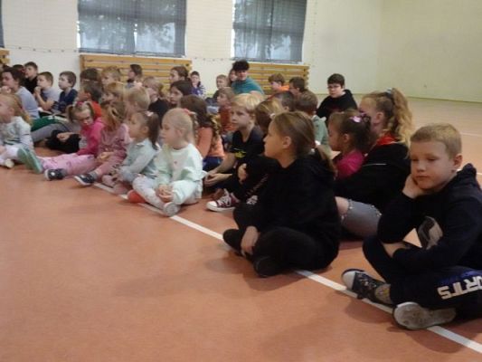 Grafika #4: "Rycerze i ich zwyczaje"- żywa lekcja historii